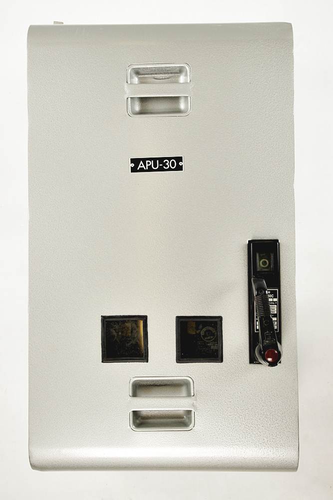 APU 30 w obudowie