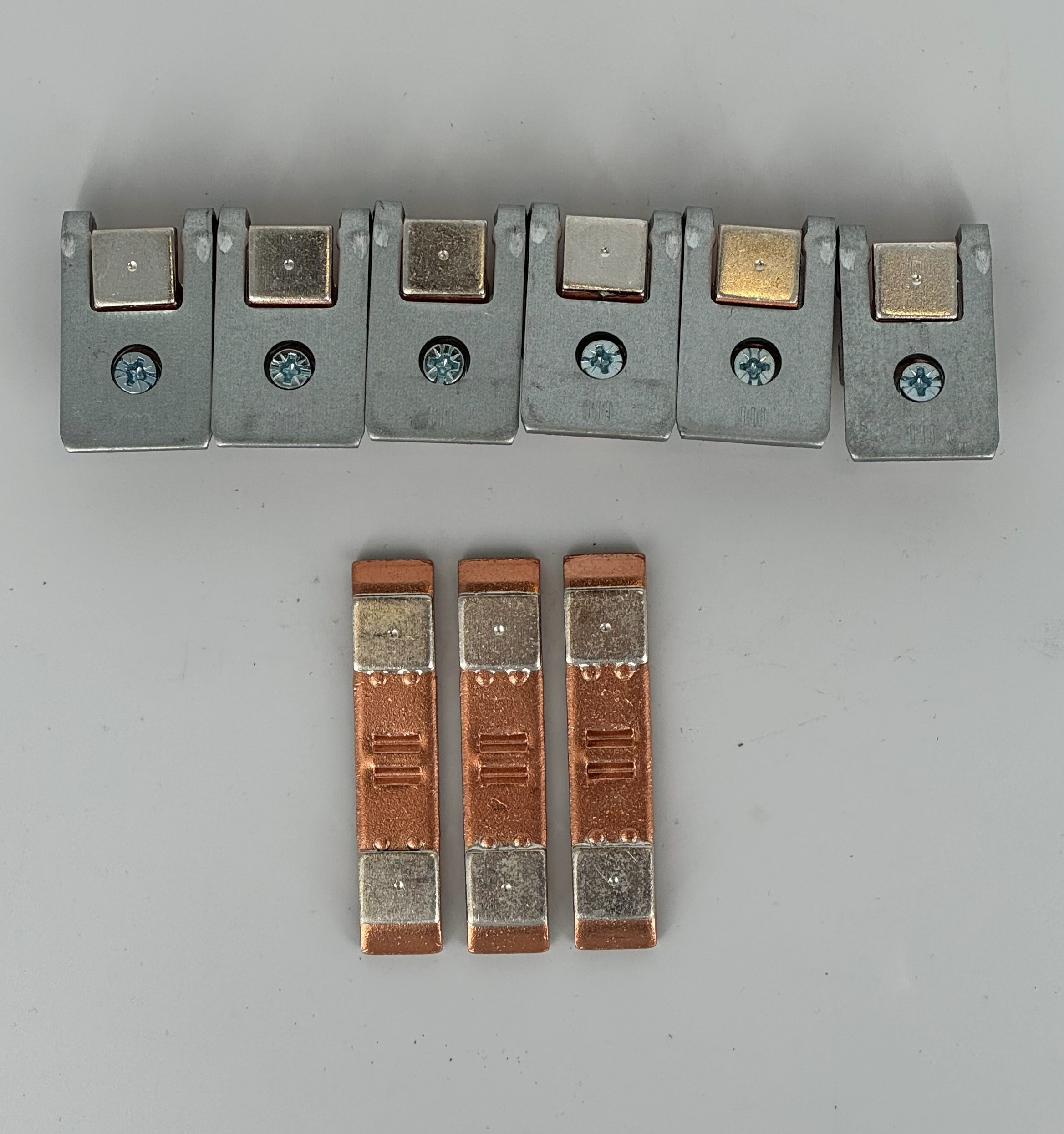 Styki do stycznika 3RT1056 (komplet 3-biegunowy)