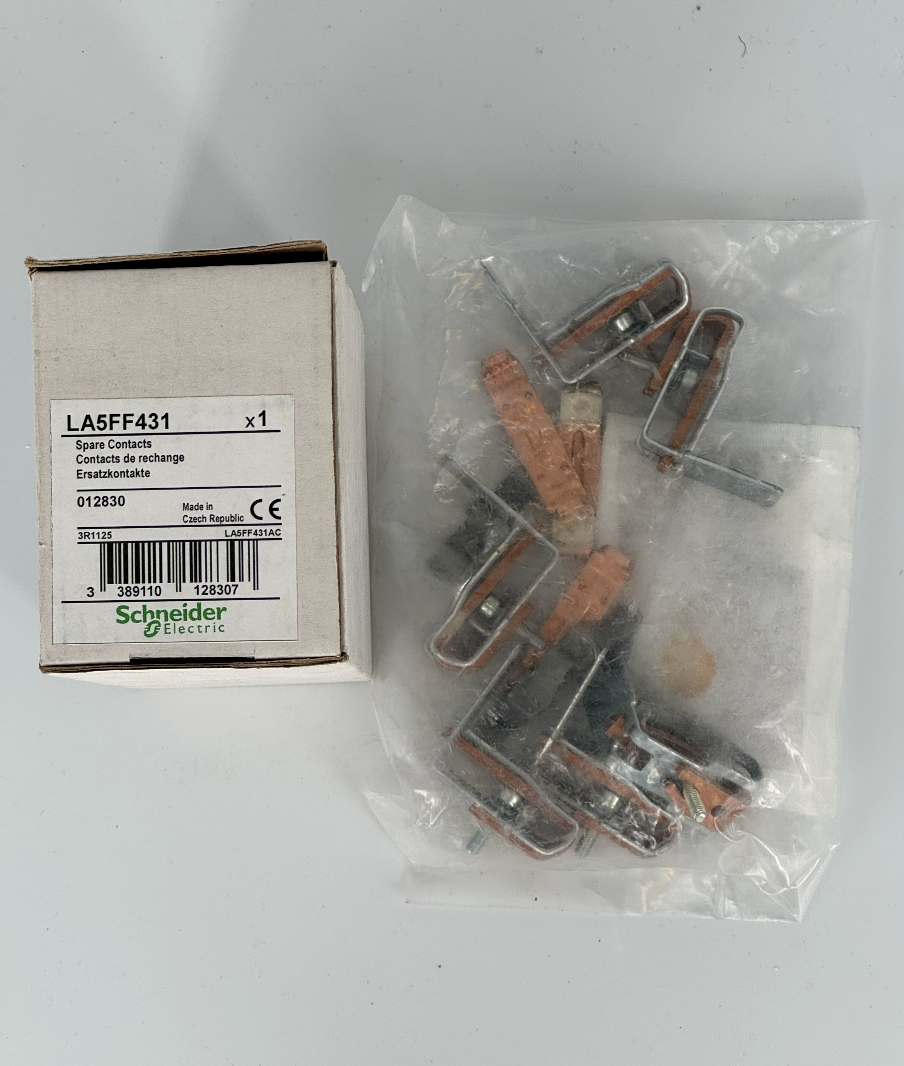 Styki do stycznika Schneider TeSys LA5FF431 (komplet 3P)